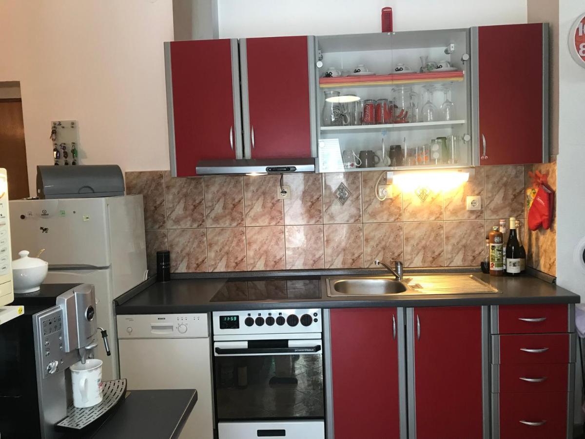 Botic Apartments Šilo Екстериор снимка