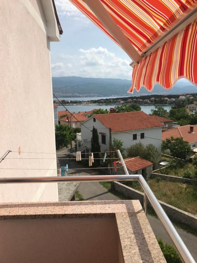 Botic Apartments Šilo Екстериор снимка